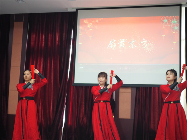 扇舞东方-舞蹈.JPG