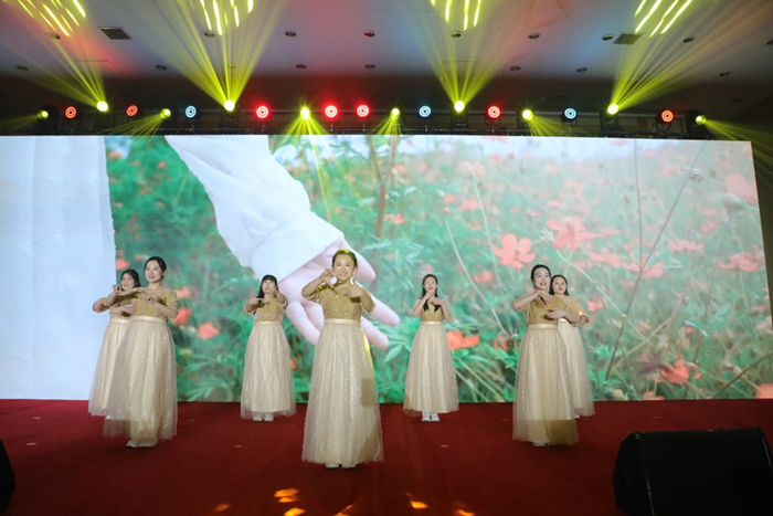 图片 4_1.jpg 图片 4_1.jpg
