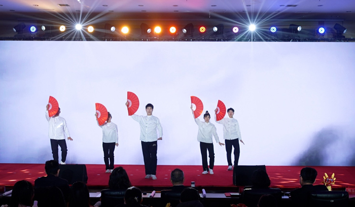 图片 8_1.jpg 图片 8_1.jpg