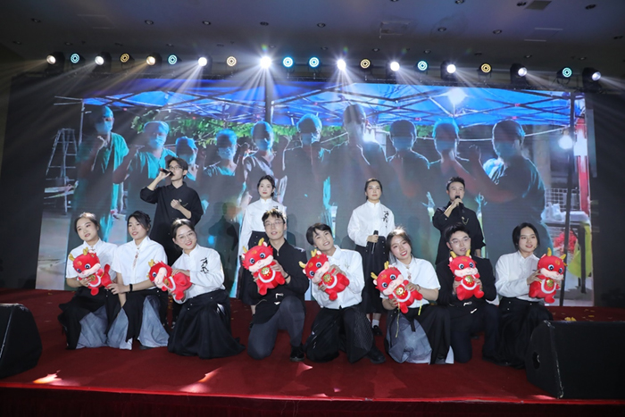图片 15.jpg 图片 15.jpg