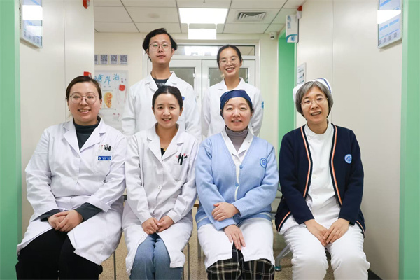 心身医学科+科室成员+科室走廊.JPG